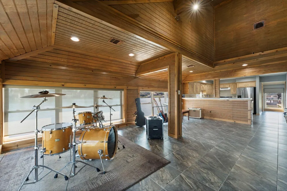 40 La Jolla Circle Montgomery, TX 77356