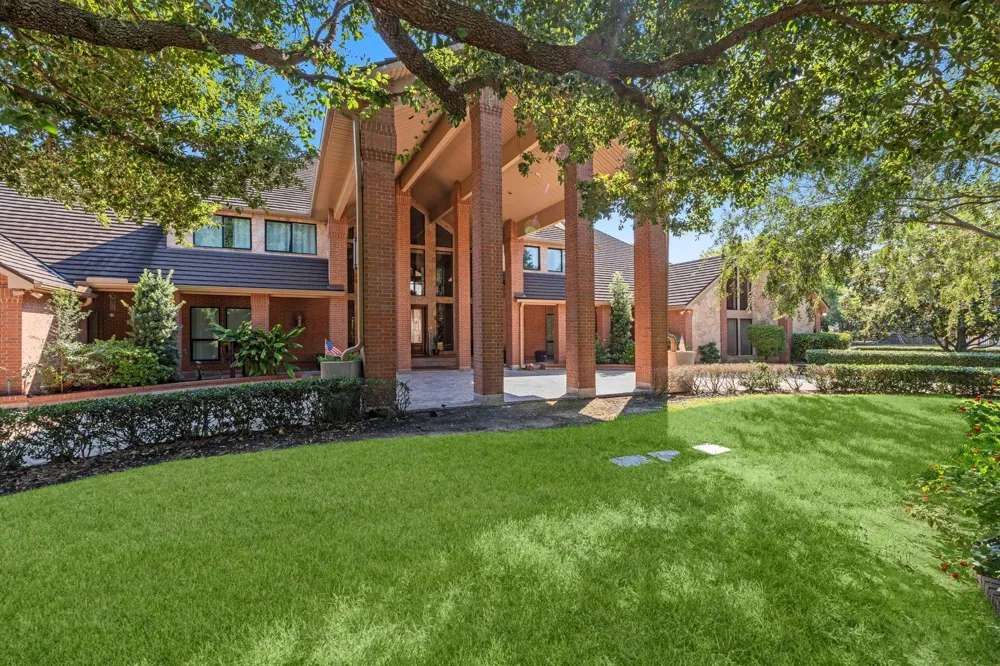 40 La Jolla Circle Montgomery, TX 77356