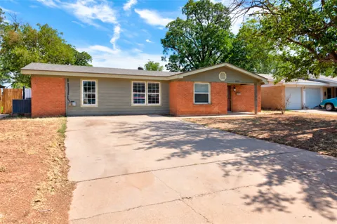 2001 Westview Drive