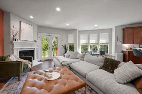2600 Piazza Court #1