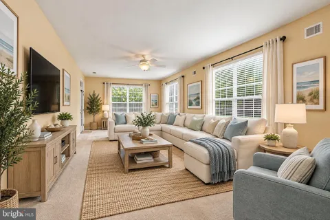 607 TIMBERLINE LANE