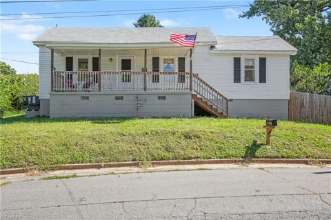 412 Victor Street