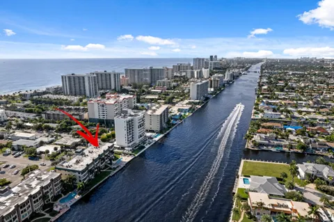 711 RIVERSIDE DRIVE #401