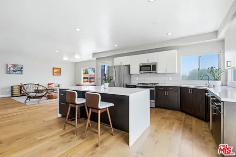 13337 Beach Avenue #403
