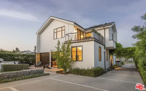 231 S Orchard Drive