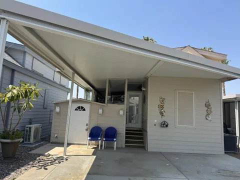 84136 Avenue 44 #523