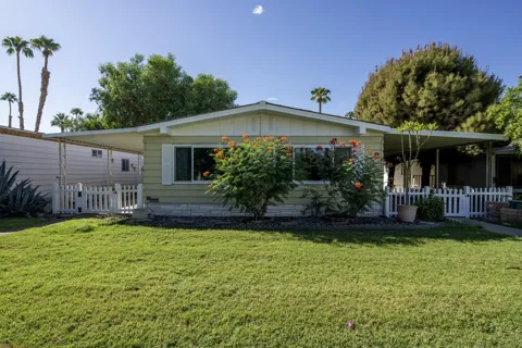 146 Lincoln Downs Street