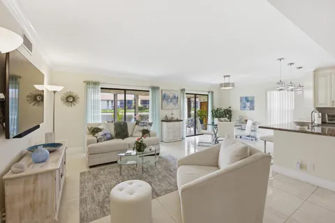 10223 CIRCLE LAKE DRIVE #102
