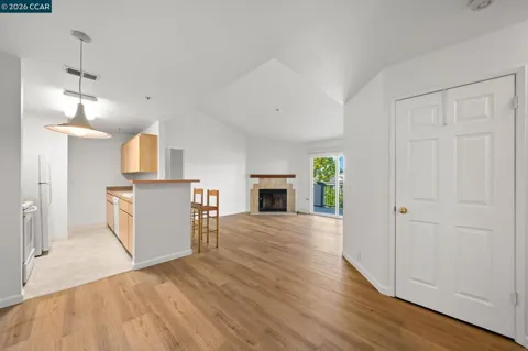1430 Bel Air Dr #307