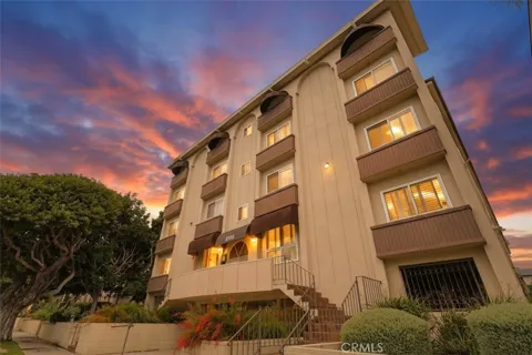 8738 Delgany #301