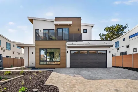20882 Cherryland Drive