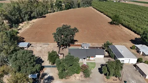 3289 Fresno