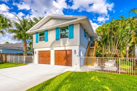 1116 HERNANDO STREET