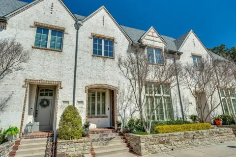 5909 Malmesbury Road