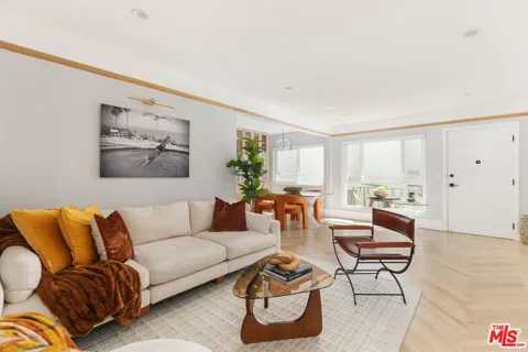 536 Orlando Avenue #2