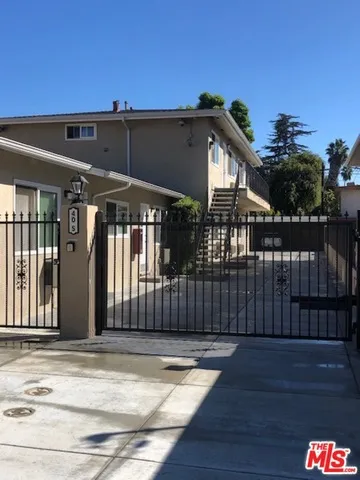 40 S MERIDITH AVENUE #4