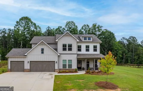 2884 Porches LN