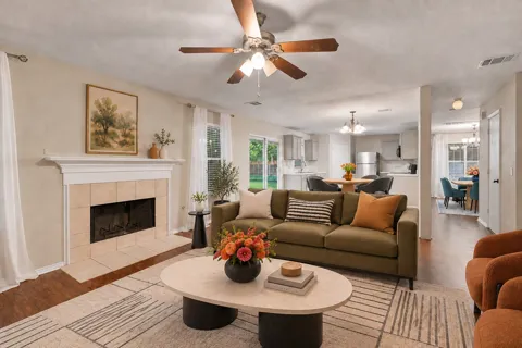 1424 Autumncrest Drive