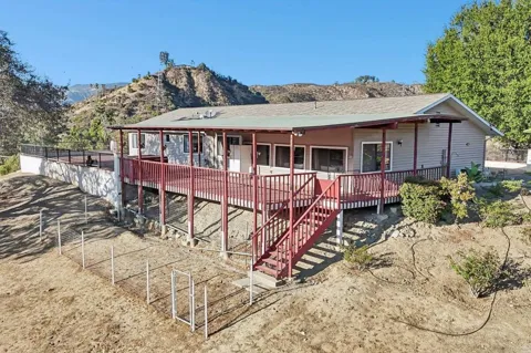 39339 De Luz Road