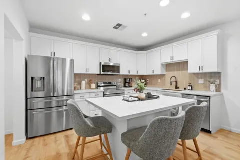 88 Jackson Avenue #211