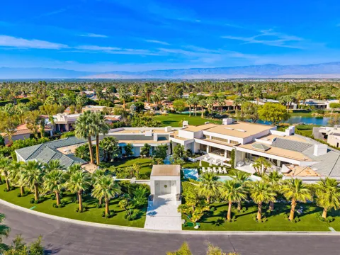 74300 Quail Lakes Drive