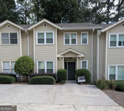 230 Peachtree Hollow CT
