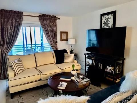 2731 NE 14th Street Causeway #629 B
