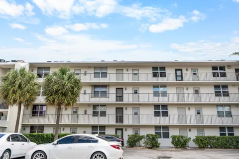 4501 NE 21 AVENUE #406