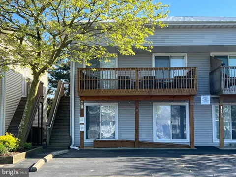 111 JAMESTOWN ROAD #B4