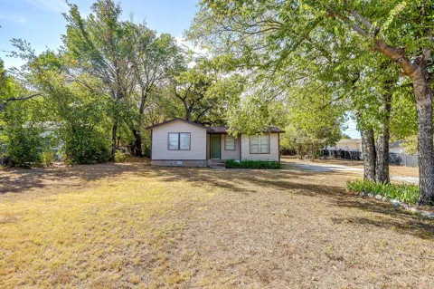 208 Wells Burnett Road