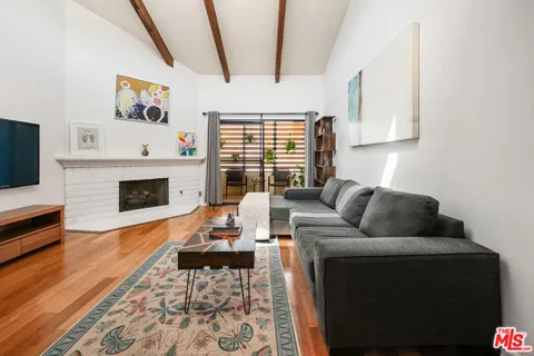 1250 Amherst Avenue #302