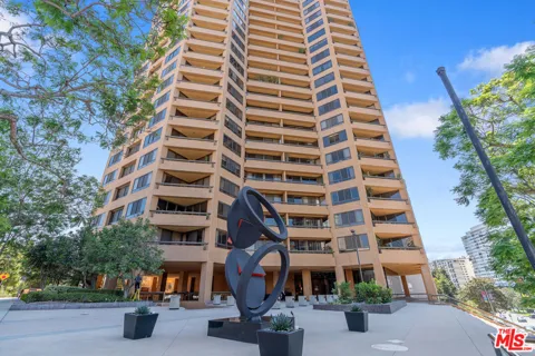 10430 Wilshire Boulevard #1605