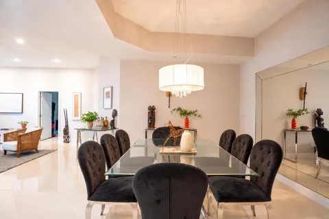 3600 YACHT CLUB DRIVE #102
