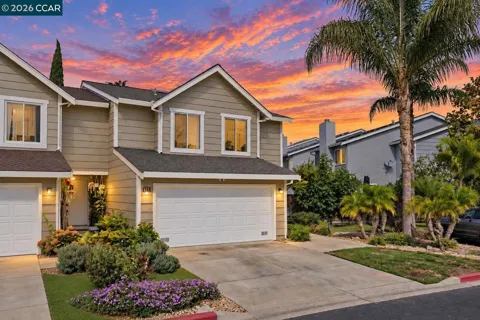 146 Riverway Dr
