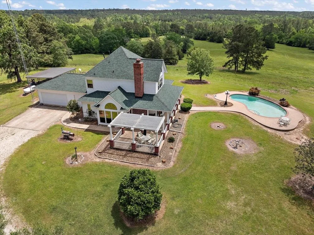 850 Harley Lane Coldspring, TX 77331