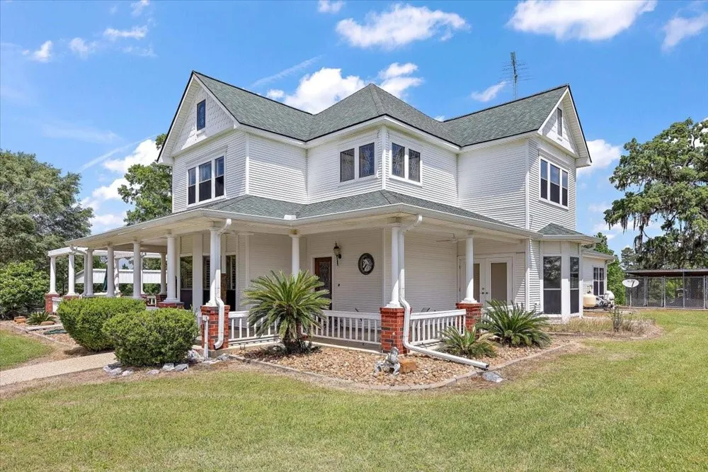 850 Harley Lane Coldspring, TX 77331