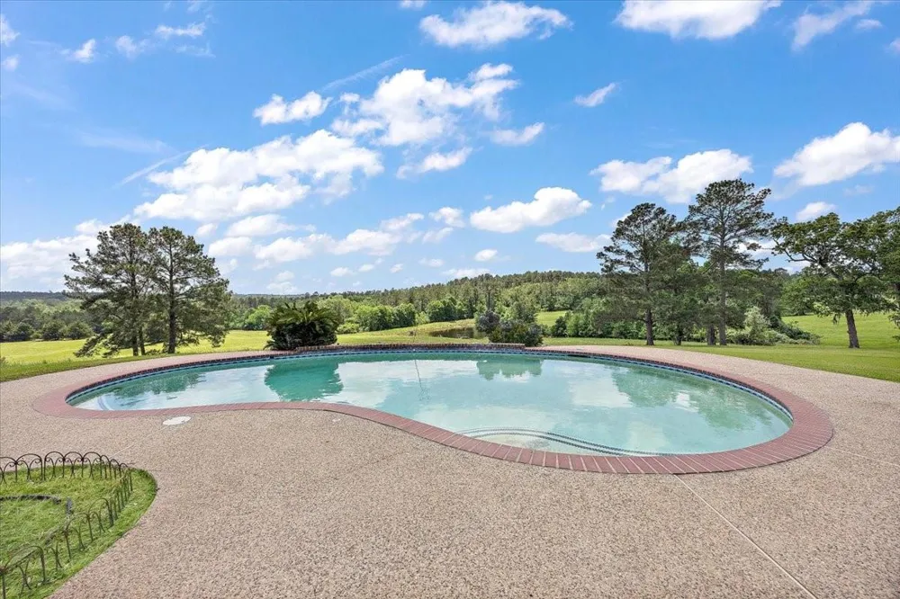 850 Harley Lane Coldspring, TX 77331