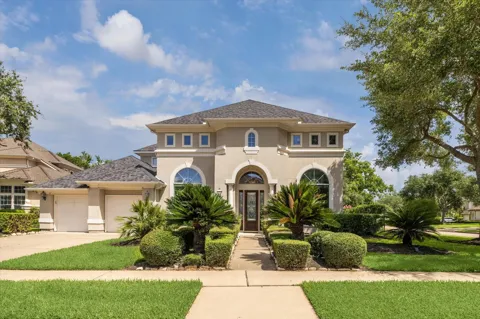 5215 Eagle Pointe Court