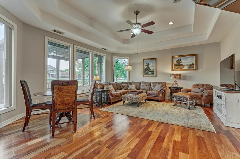 115 Brookgreen Circle Montgomery, TX 77356