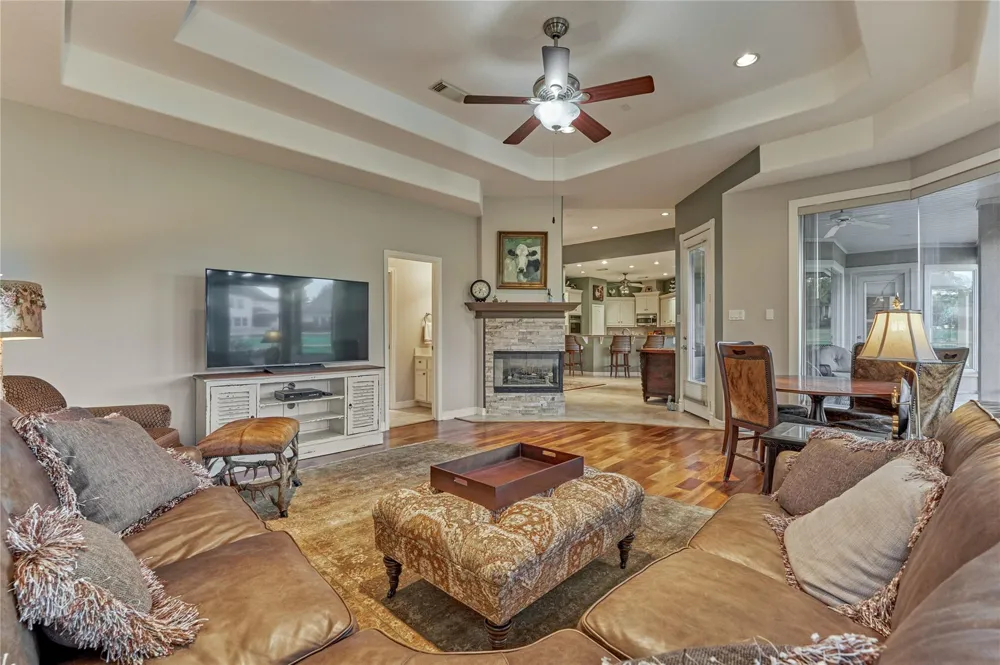 115 Brookgreen Circle Montgomery, TX 77356