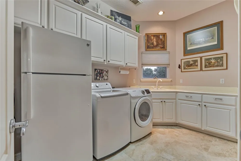 115 Brookgreen Circle Montgomery, TX 77356
