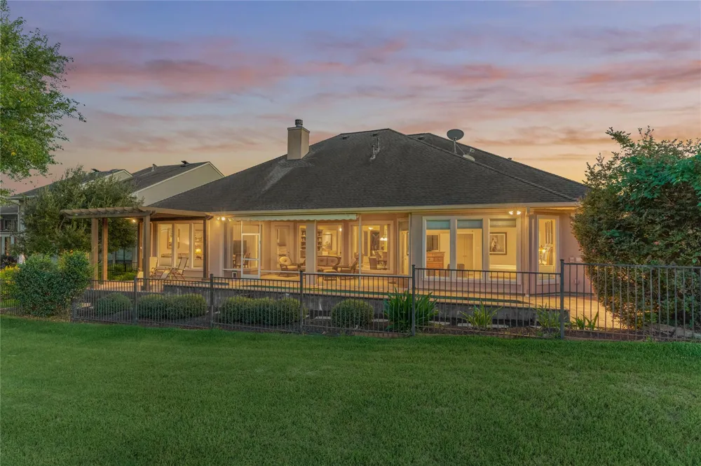 115 Brookgreen Circle Montgomery, TX 77356