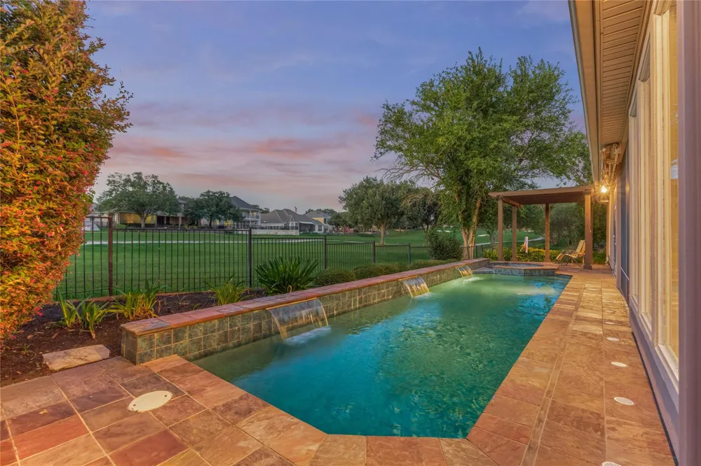 115 Brookgreen Circle Montgomery, TX 77356
