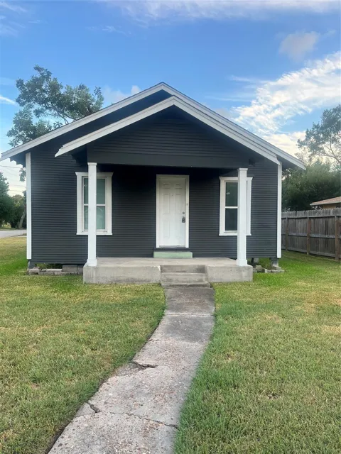 1401 Edison Street