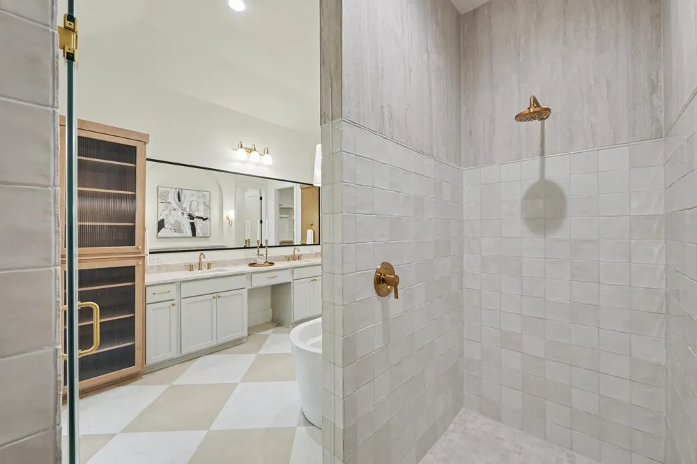 5442 Edgewater Court Willis, TX 77318