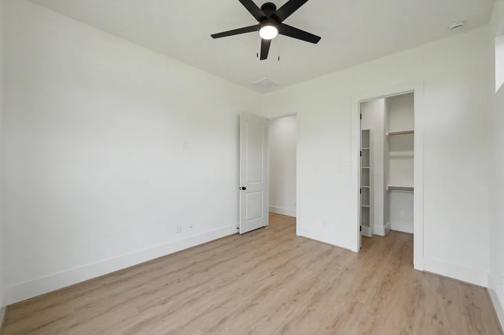 5442 Edgewater Court Willis, TX 77318
