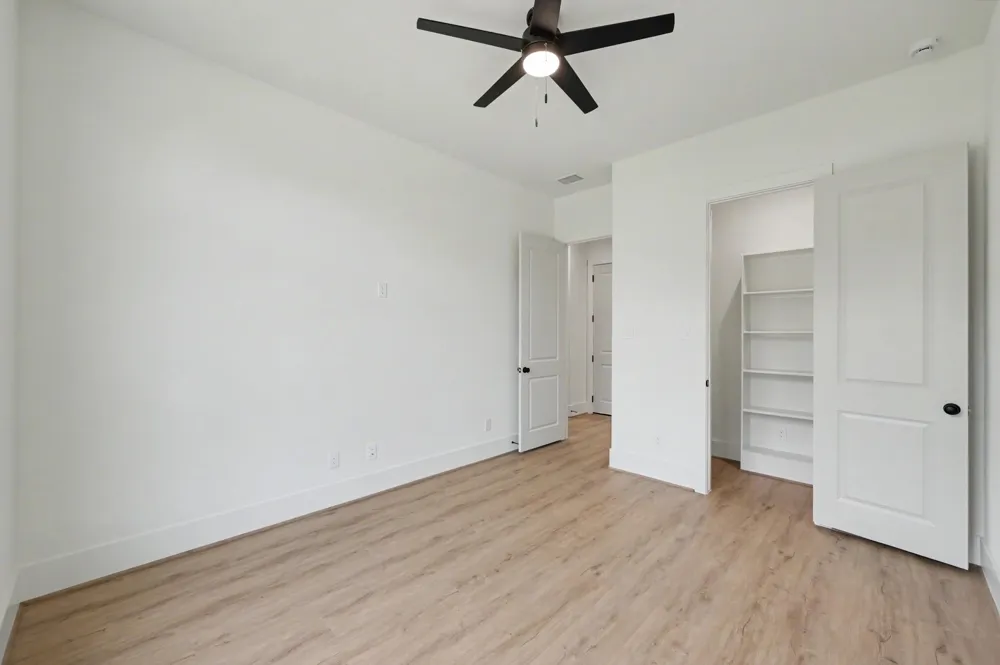 5442 Edgewater Court Willis, TX 77318