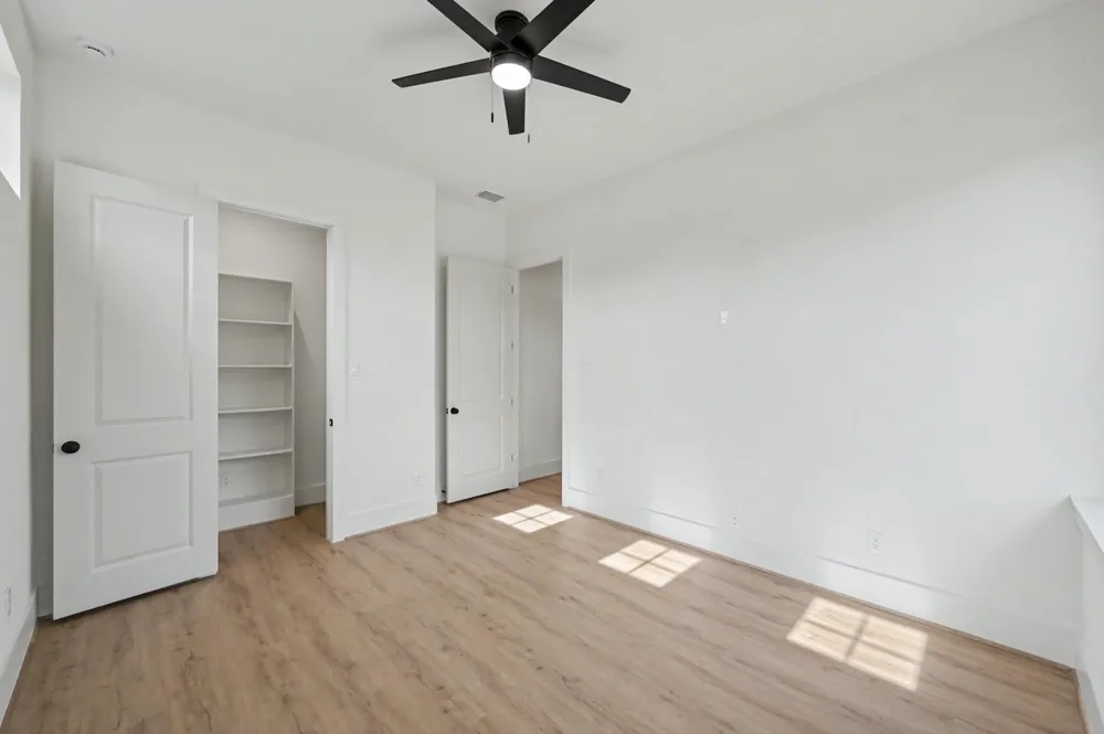 5442 Edgewater Court Willis, TX 77318