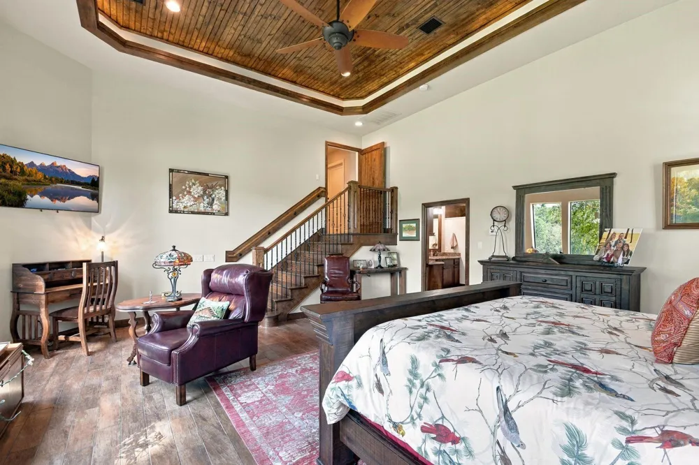 20341 Bay Hill Road Huntsville, TX 77320