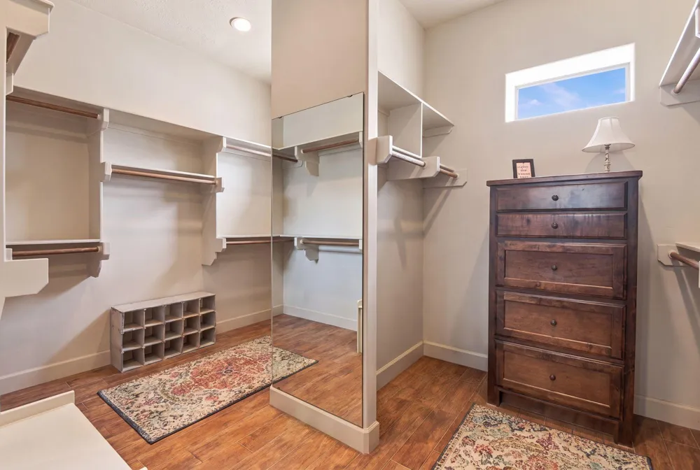 20341 Bay Hill Road Huntsville, TX 77320